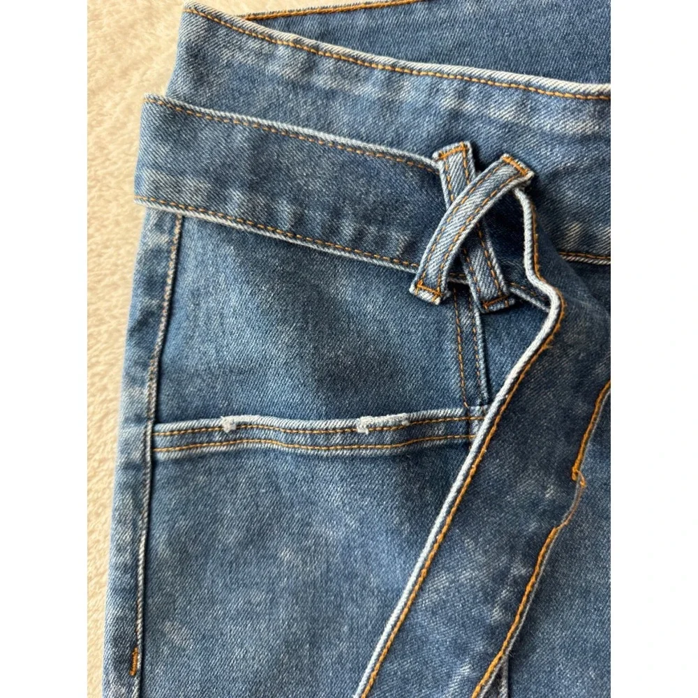 Forever 21 Womens Size 16 Denim Jogger Jeans‎ Blue High Rise Belted Tapered